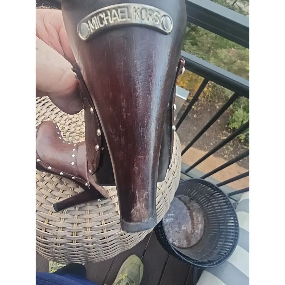MICHAEL KORS Clogs ASTOR Heels Brown w Silver Studs MK Slip On US 6 $215